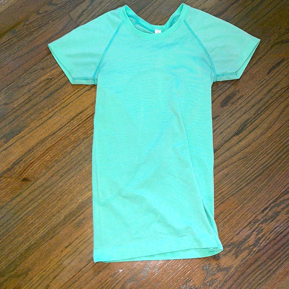 Lululemon mint swiftly!